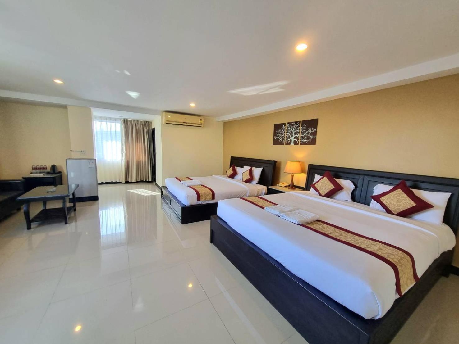 The Grand Day Night Hotel Pattaya Exterior photo