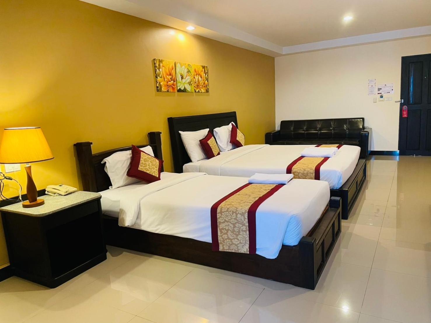 The Grand Day Night Hotel Pattaya Exterior photo