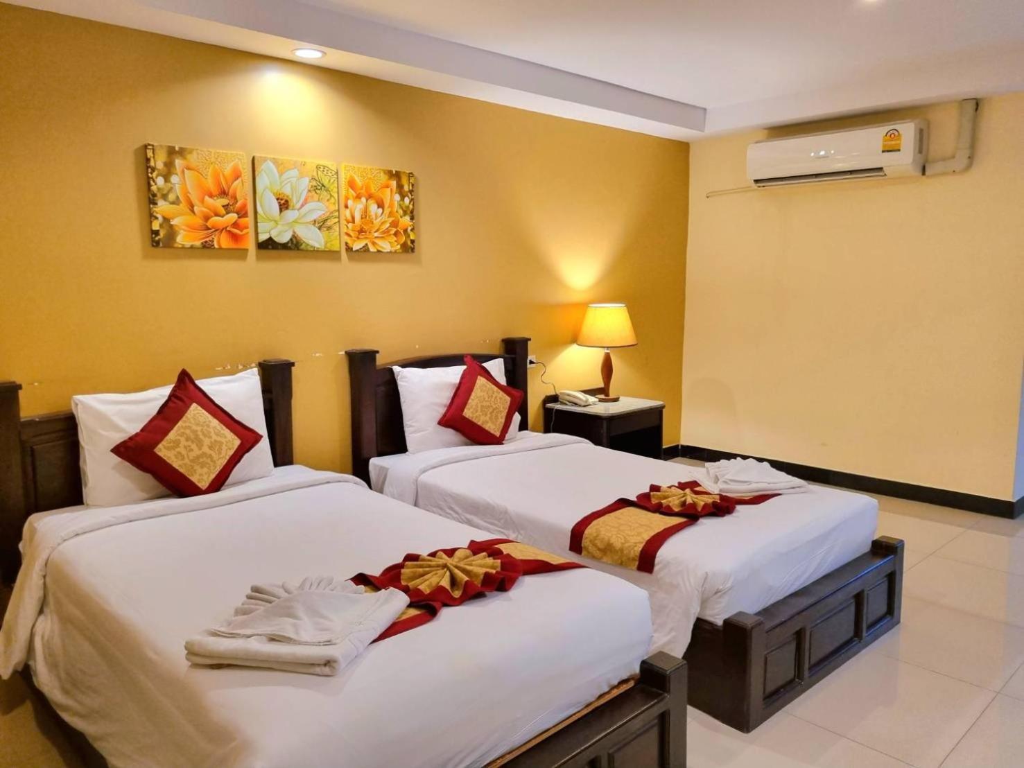 The Grand Day Night Hotel Pattaya Exterior photo