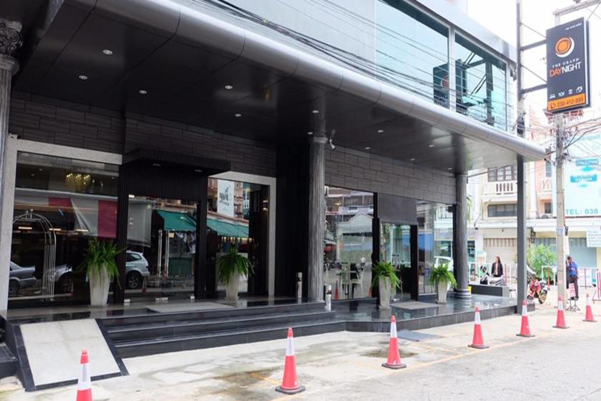 The Grand Day Night Hotel Pattaya Exterior photo
